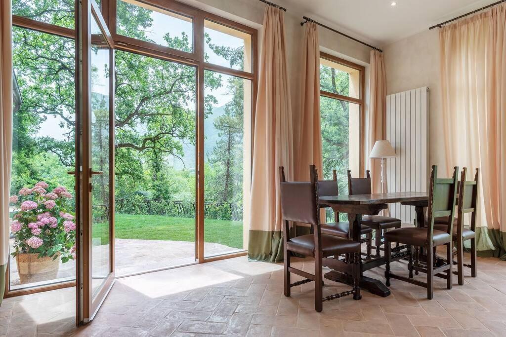 Villa Gina Umbria Luxury Retreat SantʼAnatolia di Narco Exteriér fotografie